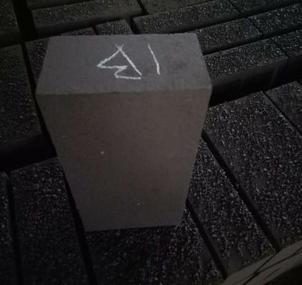 Gạch luyện kim châm Chrome Magnesite kích thước tùy chỉnh và bán chạy cho lò nung thủy tinh