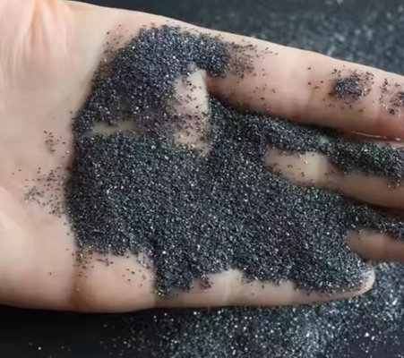 Black Green Silicon Carbide Powder 98% độ tinh khiết SiC Grit Bột mịn cho vật liệu luyện kim lửa