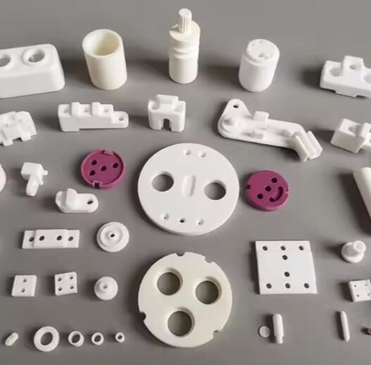 Chống nhiệt tốt Độ chính xác chống mòn Beryllia Ceramic BeO Beryllium oxide Ceramics cho thiết bị bán dẫn